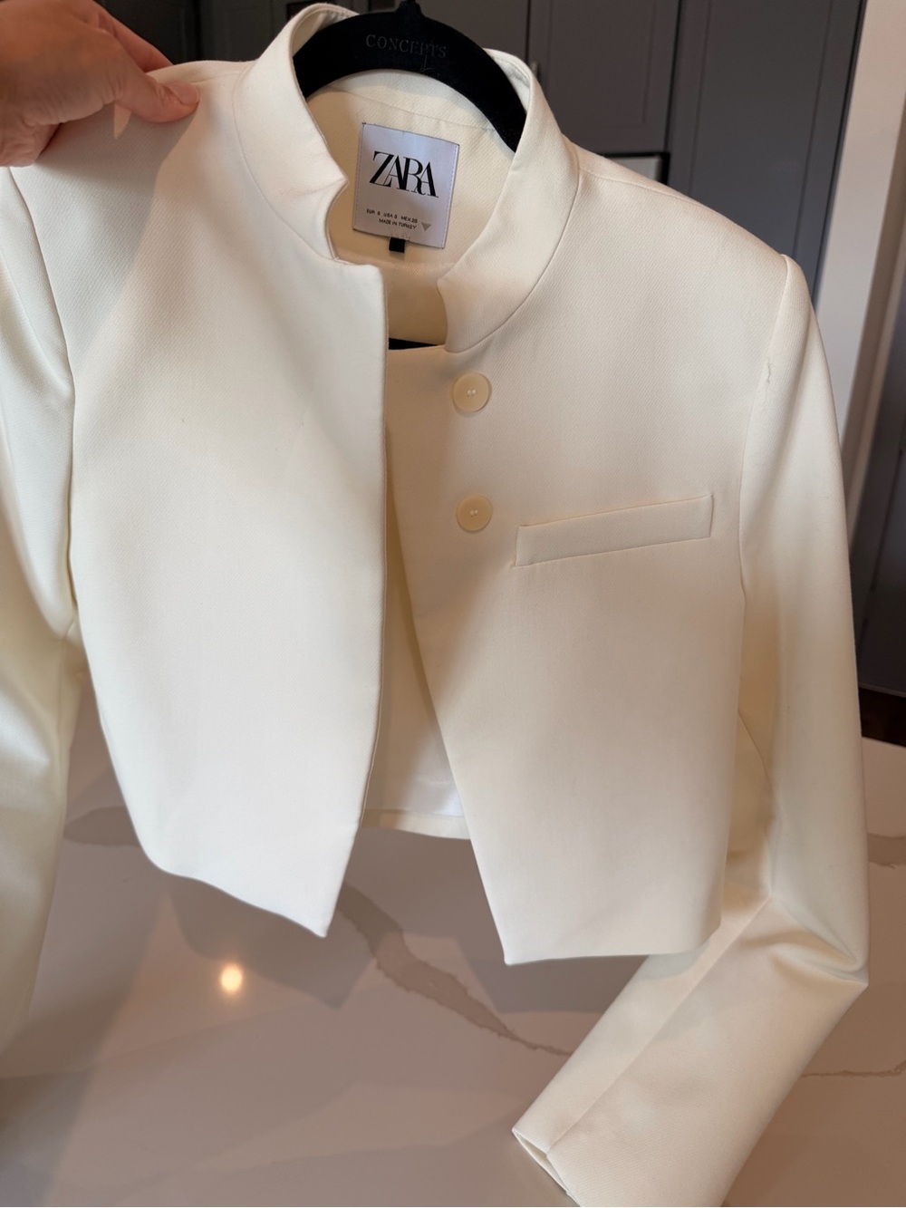 ZARA Women's Cream Cropped Collarless Jacket Bloggers favorite! Sold out!